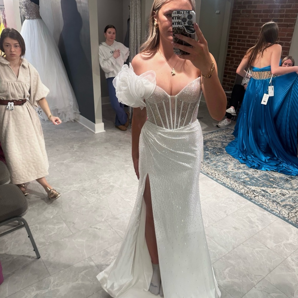 Sherri Hill White Strapless Prom Dress